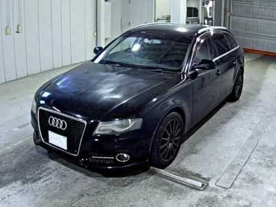 Audi A4  с аукциона в Японии