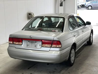 Nissan SUNNY