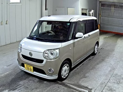 Daihatsu MOVE CANBUS  с аукциона в Японии