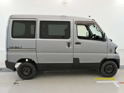 Mitsubishi MINICAB VAN
