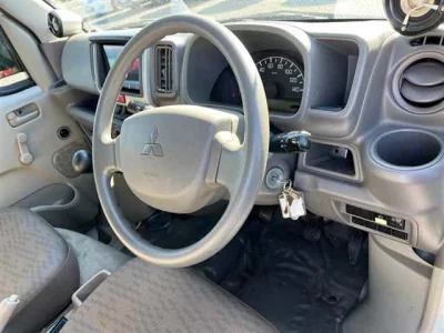 Mitsubishi MINICAB VAN