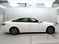 Toyota CROWN лот № 36137 оценка 3.5  с аукциона в Японии 2