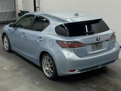 Lexus CT  с аукциона в Японии