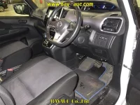 Nissan SERENA лот № 60088 оценка 3.5  с аукциона в Японии 2