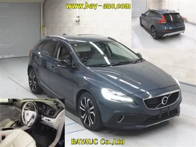 Volvo V40  с аукциона в Японии