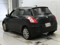 Suzuki SWIFT лот № 10190 оценка 3  с аукциона в Японии 5