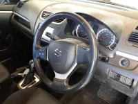 Suzuki SWIFT лот № 10190 оценка 3  с аукциона в Японии 8