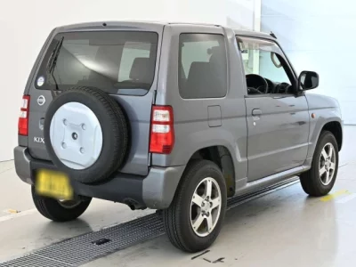 Nissan KIX