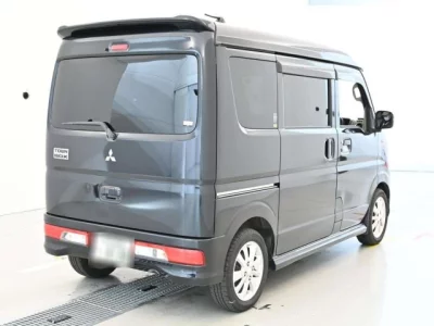 Mitsubishi TOWNBOX