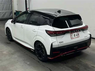 Nissan AURA  с аукциона в Японии