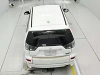 Mitsubishi OUTLANDER лот № 10205 оценка 3  с аукциона в Японии 7