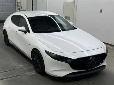 Mazda MAZDA3  с аукциона в Японии