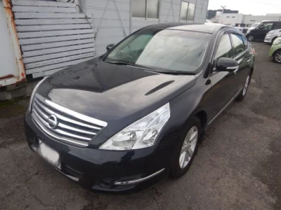 Nissan TEANA