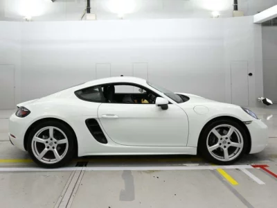 Porsche CAYMAN