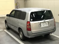 Toyota SUCCEED лот № 1801 оценка 3.5  с аукциона в Японии 1