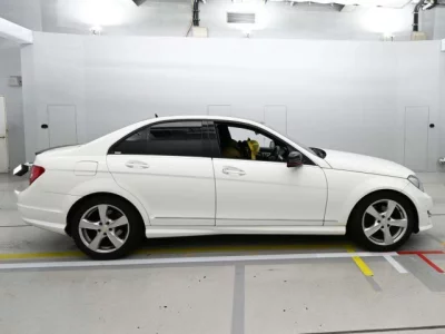 Mercedes-Benz C CLASS  с аукциона в Японии