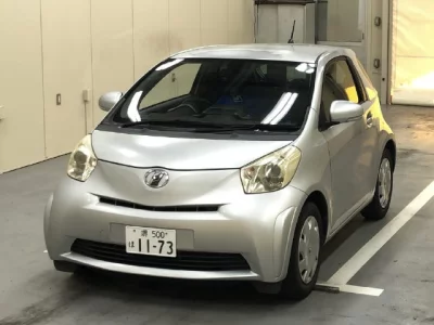 Toyota IQ