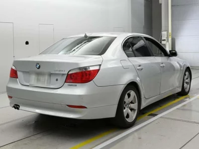 BMW 5-Series  с аукциона в Японии