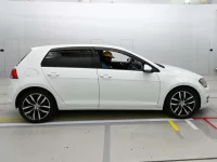Volkswagen GOLF лот № 38208 оценка 4.5  с аукциона в Японии 2