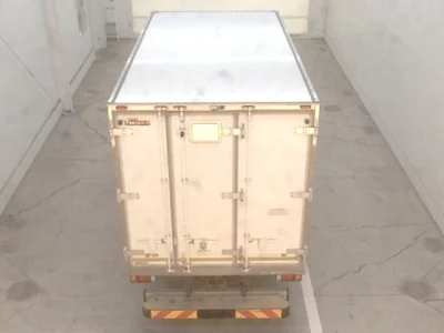 Isuzu ELF  с аукциона в Японии