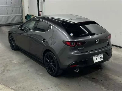 Mazda MAZDA3  с аукциона в Японии