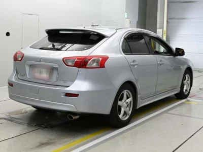 Mitsubishi GALANT FORTIS  с аукциона в Японии