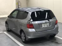 Honda FIT лот № 1818 оценка 3.5  с аукциона в Японии 1