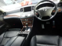 Nissan FUGA лот № 8179 оценка 4  с аукциона в Японии 2