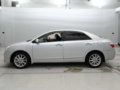 Toyota PREMIO  с аукциона в Японии