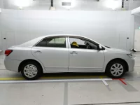Toyota PREMIO лот № 30003 оценка R  с аукциона в Японии 2