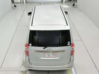 Toyota NOAH лот № 90057 оценка 3.5  с аукциона в Японии 7