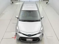 Toyota PRIUS ALPHA лот № 30006 оценка R  с аукциона в Японии 6