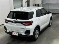 Daihatsu ROCKY лот № 30123 оценка 4  с аукциона в Японии 4