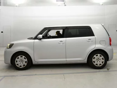 Toyota COROLLA RUMION  с аукциона в Японии