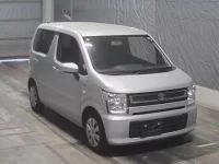 Suzuki WAGON R лот № 90 оценка 3.5  с аукциона в Японии 5