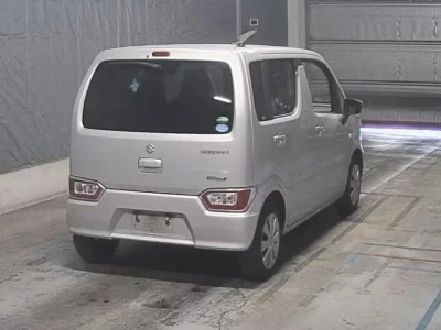 Suzuki WAGON R  с аукциона в Японии