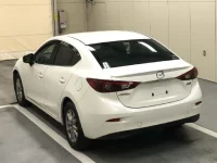 Mazda AXELA лот № 2015 оценка 3.5  с аукциона в Японии 1