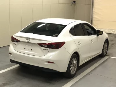 Mazda AXELA  с аукциона в Японии