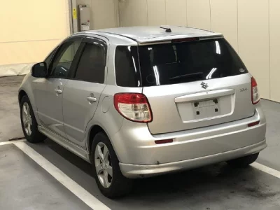 Suzuki SX-4  с аукциона в Японии