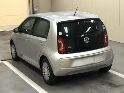 Volkswagen UP  с аукциона в Японии