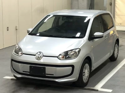 Volkswagen UP  с аукциона в Японии