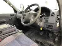 Nissan CARAVAN VAN лот № 2017 оценка 3.5  с аукциона в Японии 5