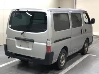 Nissan CARAVAN VAN лот № 2017 оценка 3.5  с аукциона в Японии 3