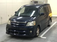 Toyota NOAH лот № 3705 оценка R  с аукциона в Японии 2