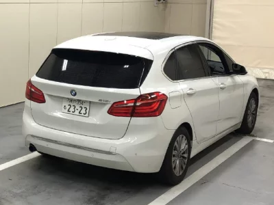 BMW 2-Series  с аукциона в Японии