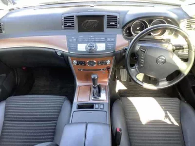 Nissan FUGA  с аукциона в Японии