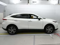 Toyota HARRIER лот № 30017 оценка 4  с аукциона в Японии 2