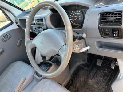 Mitsubishi MINICAB TRUCK