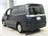 Toyota VOXY лот № 30020 оценка 3.5  с аукциона в Японии 5