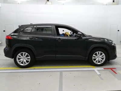 Toyota COROLLA CROSS  с аукциона в Японии